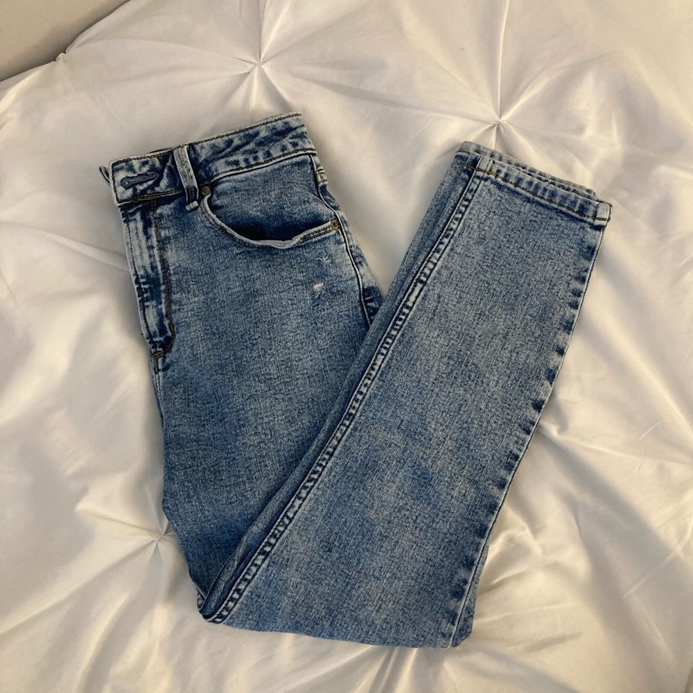 Light Wash A&F Curvy jeans